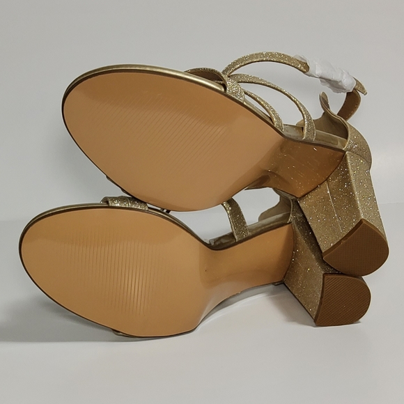 IDIFU Women's Chunky High Heel Sandal Strappy Open Toe Ankle Strap - Picture 5 of 6